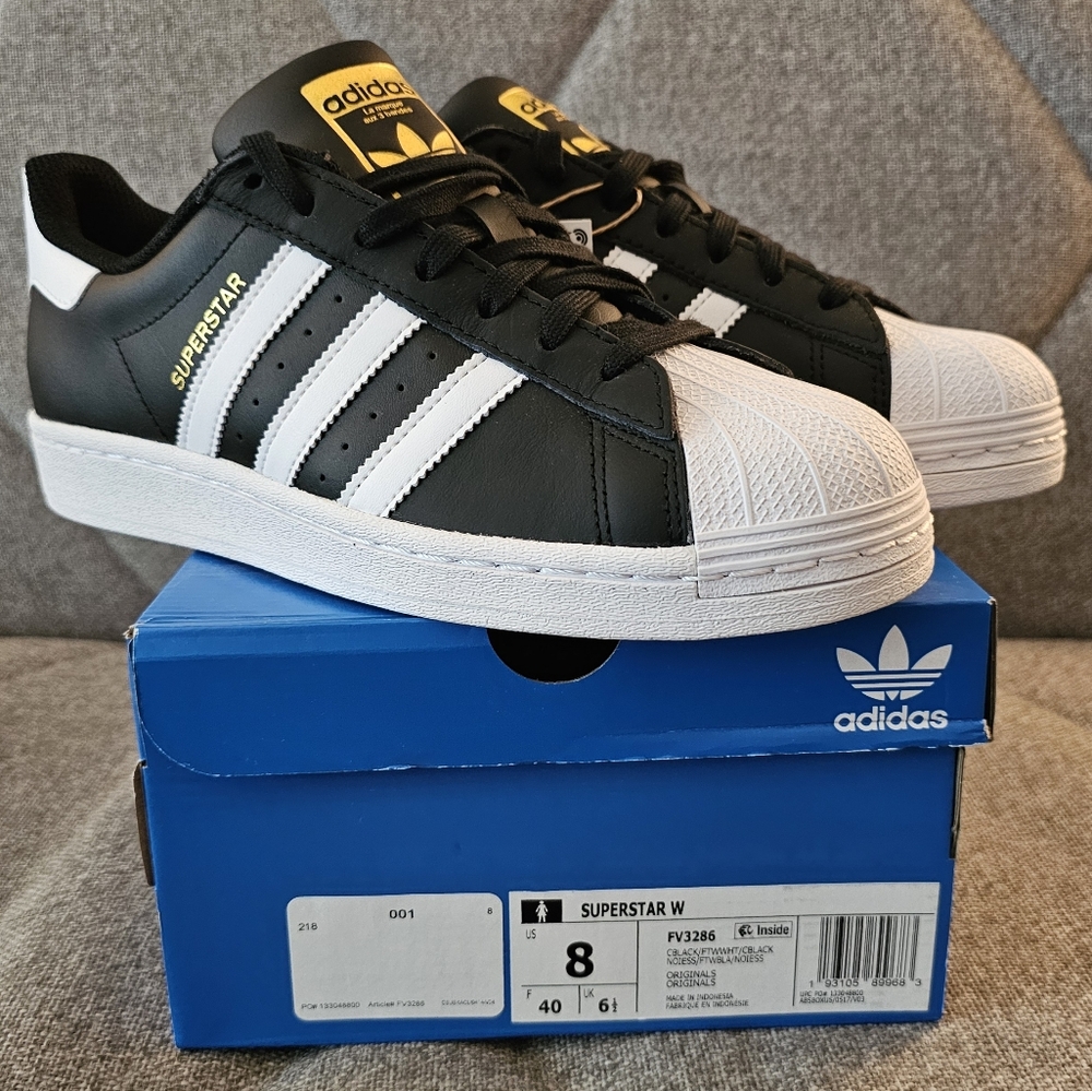 Adidas Superstar NWT